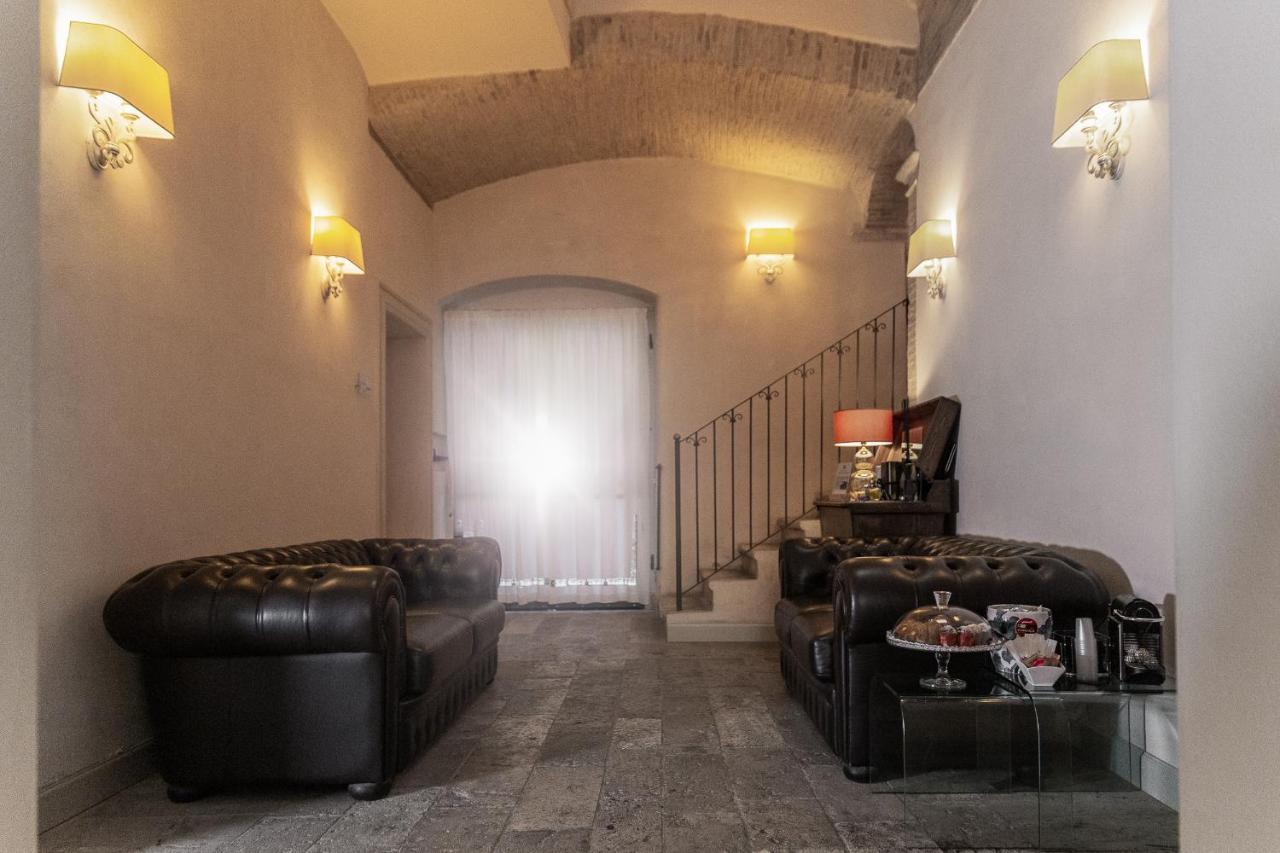Palazzo Dei Mercanti - Dimora & Spa Ascoli Piceno Exterior photo